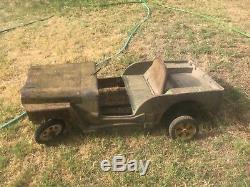 1940's MILITARY WWII WILLYS JEEP PEDAL CAR LARGE FIBERGLASS 45.5 LONG VINTAGE