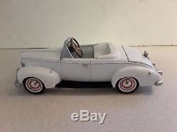 1940s Ford Pedal Car Model White Vintage Classic Metal Bank WithKey