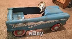 1950's Vintage Murray Holiday Metal Pedal Car