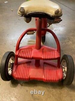 1950s Vintage Murray Tricycle with Double Step/Freedom on the Driveway