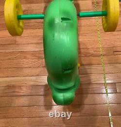 1970's Hasbro Inch Worm Kids Vintage Riding Toy Clickety Sound Green & Yellow