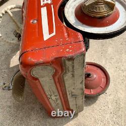 AMF Vintage Fire Chief Pedal Antique Car #503