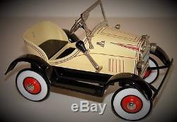 A Light Yellow Pedal Car 1930s Ford Rare Show T Vintage Sport Midget Model