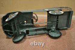 American Retro Metal Pedal Car Vintage Estate Wagon Classic Perfect Condition