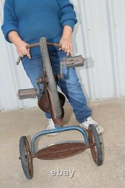 Antique Vintage Metal Child's Tricycle Toy 3 Wheel Bicycle Pedal Car