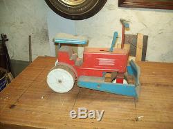 Antique bulldozer constuction ride on vintage pedal car wagon steam roller case