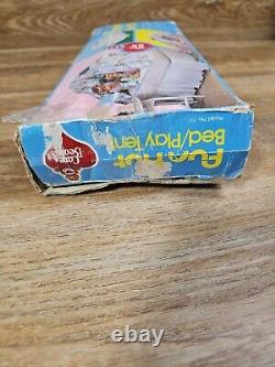 Care Bears Fun Hut Vintage 1985 Indoor Outdoor Bed Play Tent (Read)
