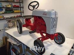 Ford Pedal Tractor Vintage 1970s Made by Scale Models USA