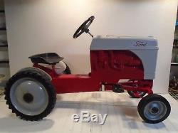 Ford Pedal Tractor Vintage 1970s Made by Scale Models USA