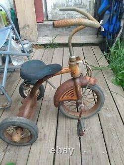 JUNIOR BRAND Vintage Metal Child's Tricycle 1940's -50's