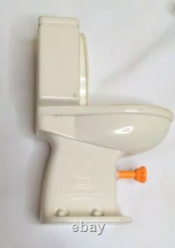 Lanard Toys Toilet shaped Water Squirt Gun Pistol Rare bathroom humor 1999 Vtg