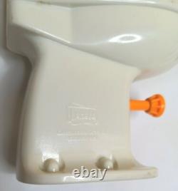 Lanard Toys Toilet shaped Water Squirt Gun Pistol Rare bathroom humor 1999 Vtg