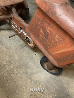 Midwester Tractor Pedal Car Vintage MTD