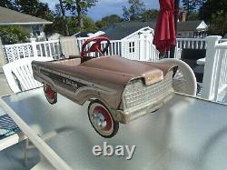 Murray Dude Wagon Pedal Car Vintage 1960s