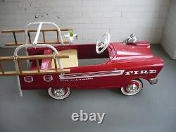 Murray Fire Truck Pedal Car Unrestored Condition withLadders LOCAL PICK UP