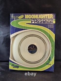 NEW Vintage Moonlighter Frisbee Faulkner Pro Modell England Rare Glow In Package
