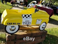 NYC Taxi Cab Pedal Car NO rust 954 rare vintage Excellent shape