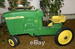 Nice USA Vintage 20 John Deere Pedal Toy Tractor