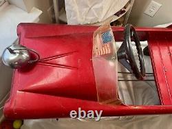 Pedal Fire Truck W Rumble Seat Unit No 508 Child's vintage AMF