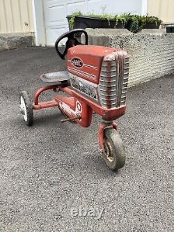 RARE Vintage Pedal Tractor AMC, Great Find