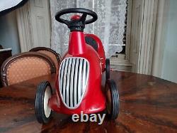 RETIRED Vintage Model 8 METAL Radio Flyer Little Red Roadster Toy Ride On Car