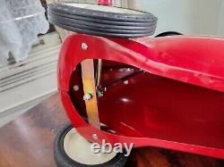 RETIRED Vintage Model 8 METAL Radio Flyer Little Red Roadster Toy Ride On Car