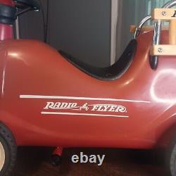 Radio Flyer Fire Engine No. 9 Ride 0n Metal Toy Truck Vintage Model 909