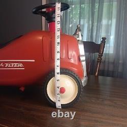 Radio Flyer Fire Engine No. 9 Ride 0n Metal Toy Truck Vintage Model 909