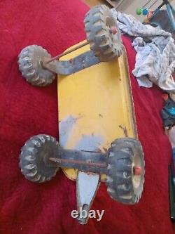 Rare Yellow Vintage Antique Western Flyer Champ Metal Pull Wagon