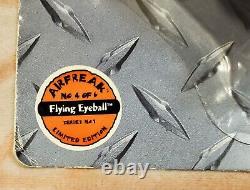VINTAGE 1998 Air Freaks FLYING EYEBALL VERY RARE! Limited Edition MADBALLS NEW