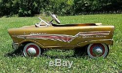 VINTAGE MURRAY PEDAL CAR / CHAIN DRIVE / 1950's ERA / MADE IN U. S. A
