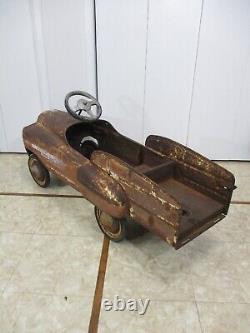 VINTAGE MURRAY PEDAL CAR RANCH STATION WAGON with SAD FACE Ready for RESTORATION