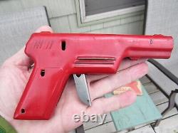 VINTAGE ORIGINAL 1940's WYANDOTTE TOY WATER PISTOL #18 SQUIRT GUN NOT A CAP GUN