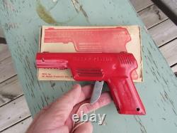VINTAGE ORIGINAL 1940's WYANDOTTE TOY WATER PISTOL #18 SQUIRT GUN NOT A CAP GUN