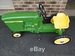 Vintage Original John Deere 20 Pedal Tractor Model D-65 Ertl Dyersville Iowa USA