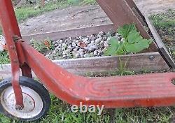 VINTAGE TOY KIDS SCOOTER HARD RUBBER TIRES & FOLD DOWN KICK STAND 28 x 30 x 4 in