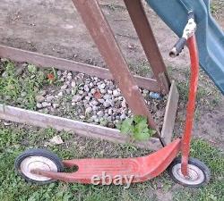 VINTAGE TOY KIDS SCOOTER HARD RUBBER TIRES & FOLD DOWN KICK STAND 28 x 30 x 4 in