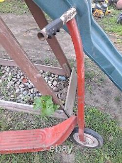 VINTAGE TOY KIDS SCOOTER HARD RUBBER TIRES & FOLD DOWN KICK STAND 28 x 30 x 4 in