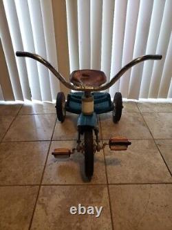 VINTAGE TURQUOISE TROXEL TRICYCLE (Ready to Ride!)
