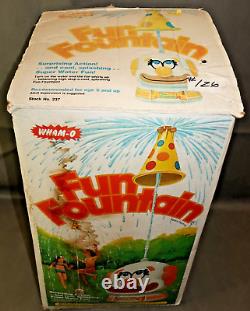 VINTAGE Wham-O Fun Fountain Clown Head Hat Sprinkler Toy with Box