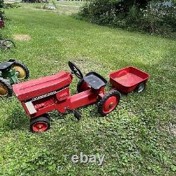 VTG International Red Pedal Tractor with Red Cart Wagon