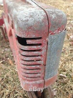Vintage 1949 Eska Open Grill Farmall H Pedal Tractor Rough Condition As Found