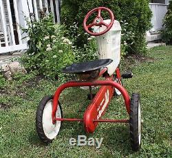 Vintage 1950's GARTON CHAIN DRIVE PEDAL TRACTOR RED & WHITE BLACK SEAT HTF