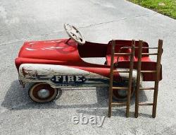 Vintage 1950's Murray Ohio MFG Co Fire Truck Pedal Car with 2 Ladders