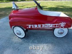 Vintage 1950's Murray restored dip side pedal car fire chief