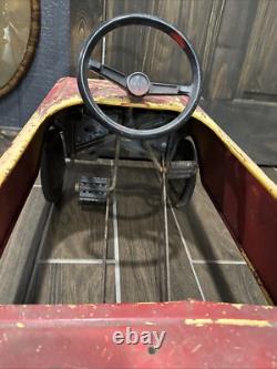 Vintage 1950s AMF Pacer Metal Pedal Car Automobile Collectable
