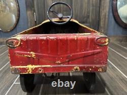 Vintage 1950s AMF Pacer Metal Pedal Car Automobile Collectable