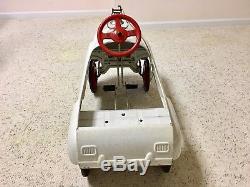 Vintage 1950s Murray Fire Chief 611 Pedal Car