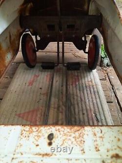 Vintage 1950s Murray Pedal Car Police Safety Patrol Ball bearings chain drive
