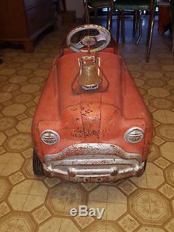 Vintage 1950s Murray fire cheif Pedal Car sad face